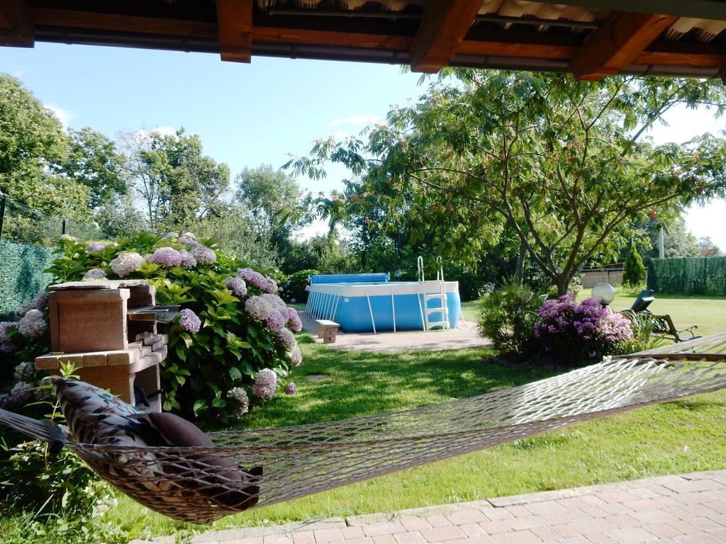 Bed&Breakfast La Siepe Пинероло Экстерьер фото