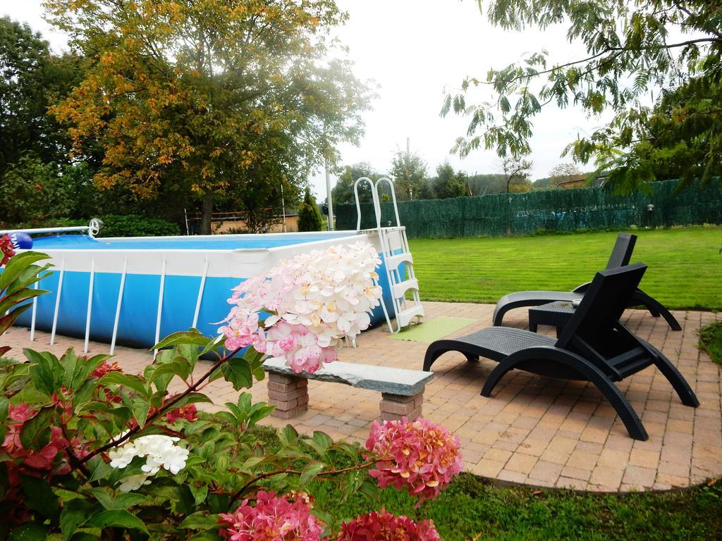 Bed&Breakfast La Siepe Пинероло Экстерьер фото