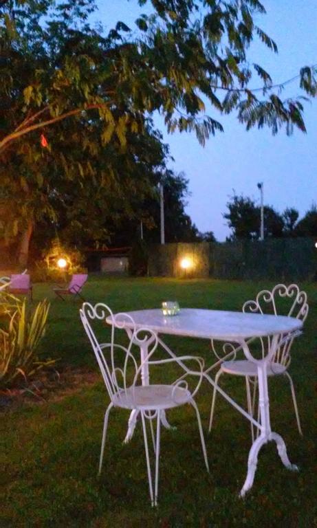 Bed&Breakfast La Siepe Пинероло Экстерьер фото