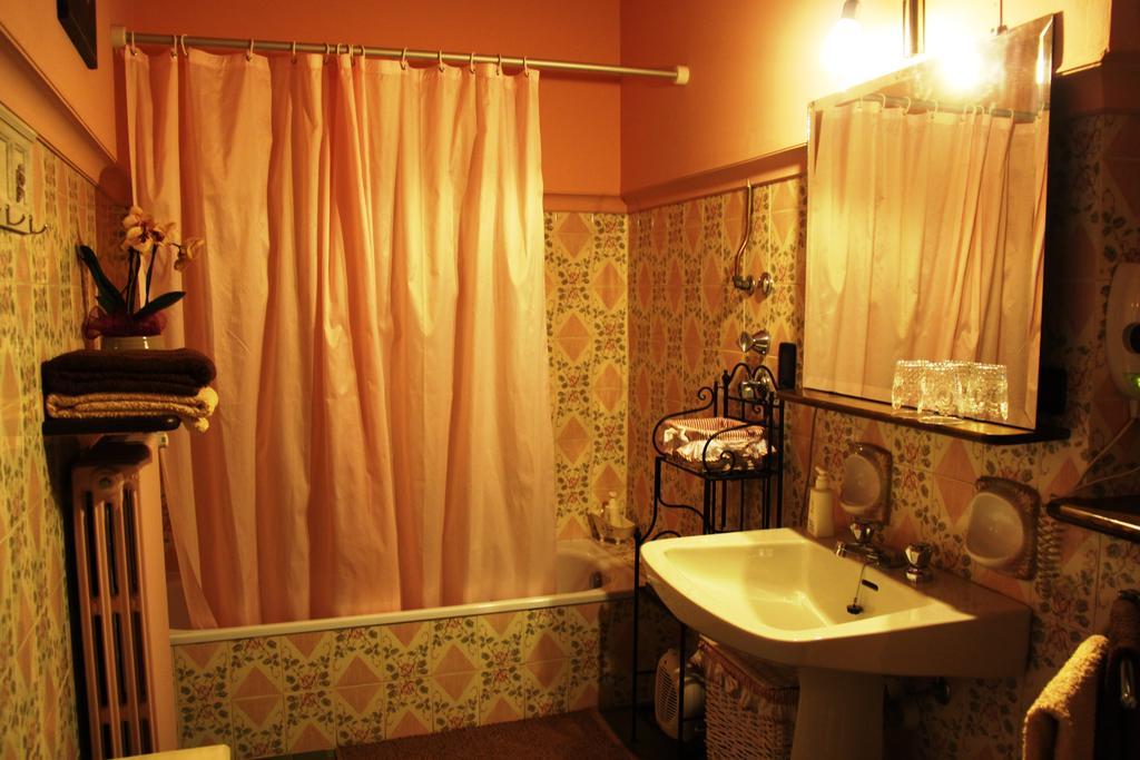 Bed&Breakfast La Siepe Пинероло Номер фото